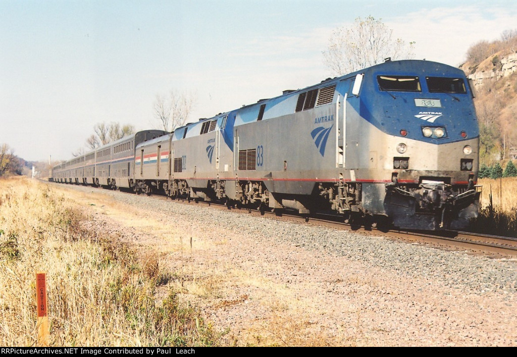 Late running eastbound "Empire Builder"